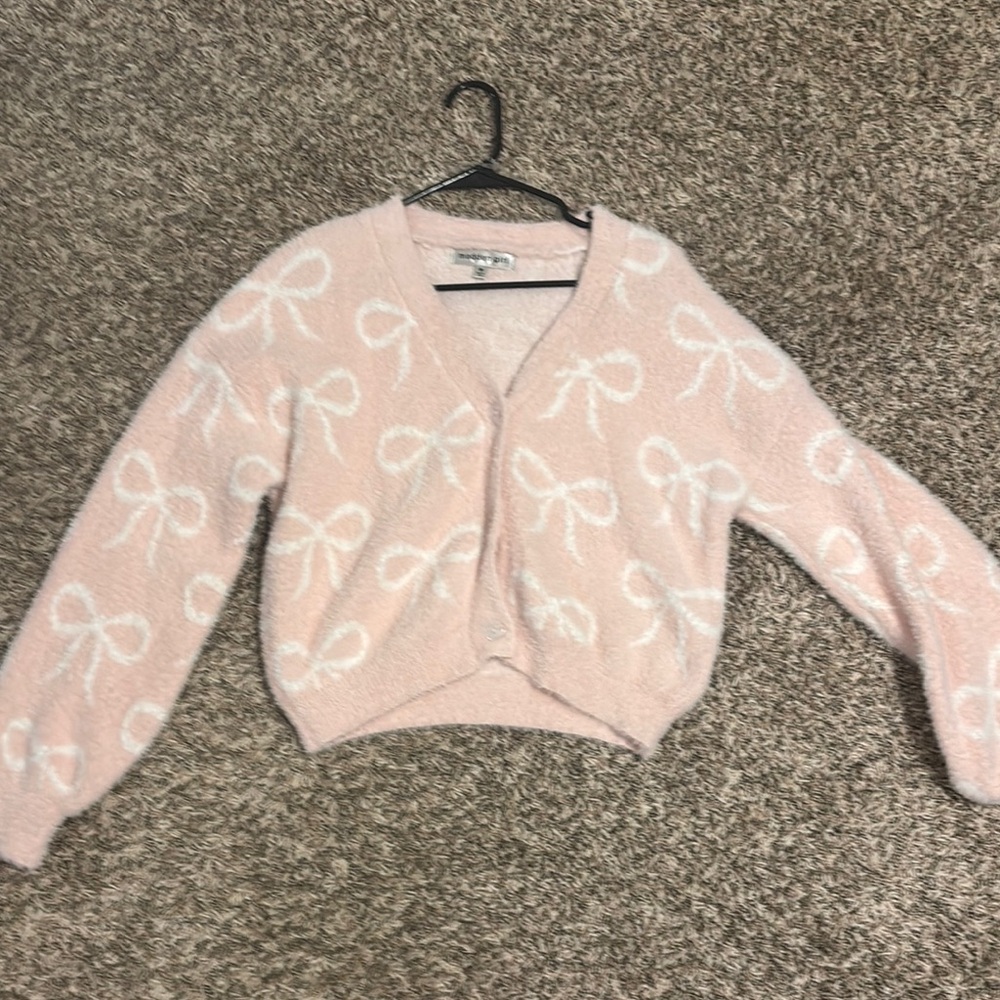 Madden Girl Pink and White Cropped Cardigan